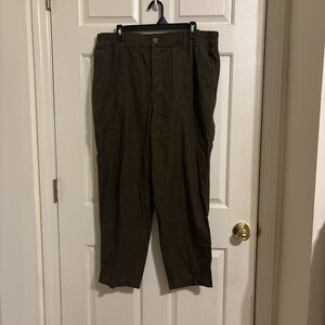 Wonderly Olive Green Straight-Leg Women's Pants